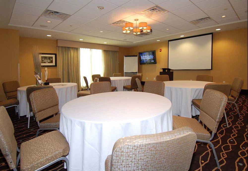 Holiday Inn Express Jacksonville Beach By Ihg Exteriör bild