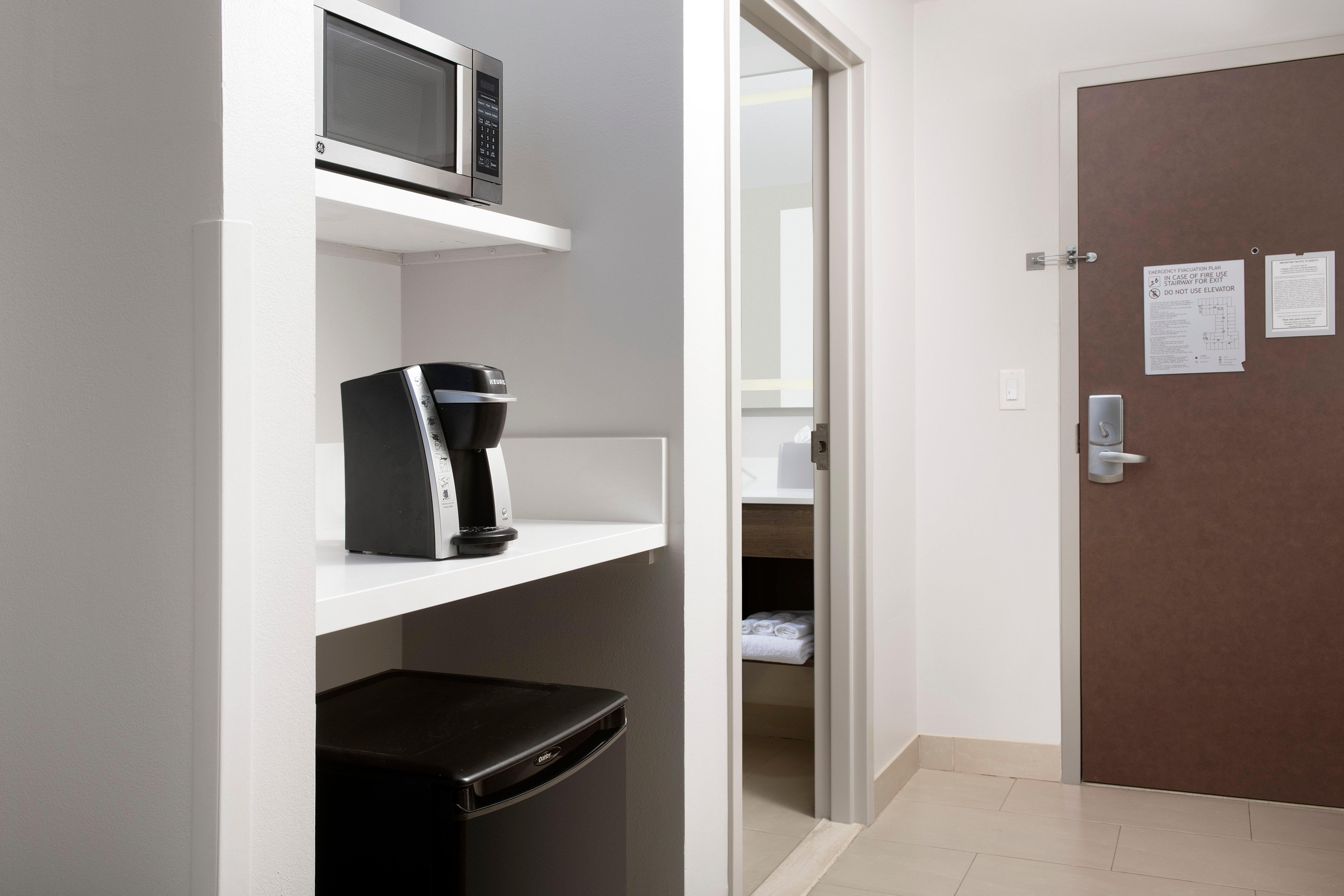Holiday Inn Express Jacksonville Beach By Ihg Exteriör bild