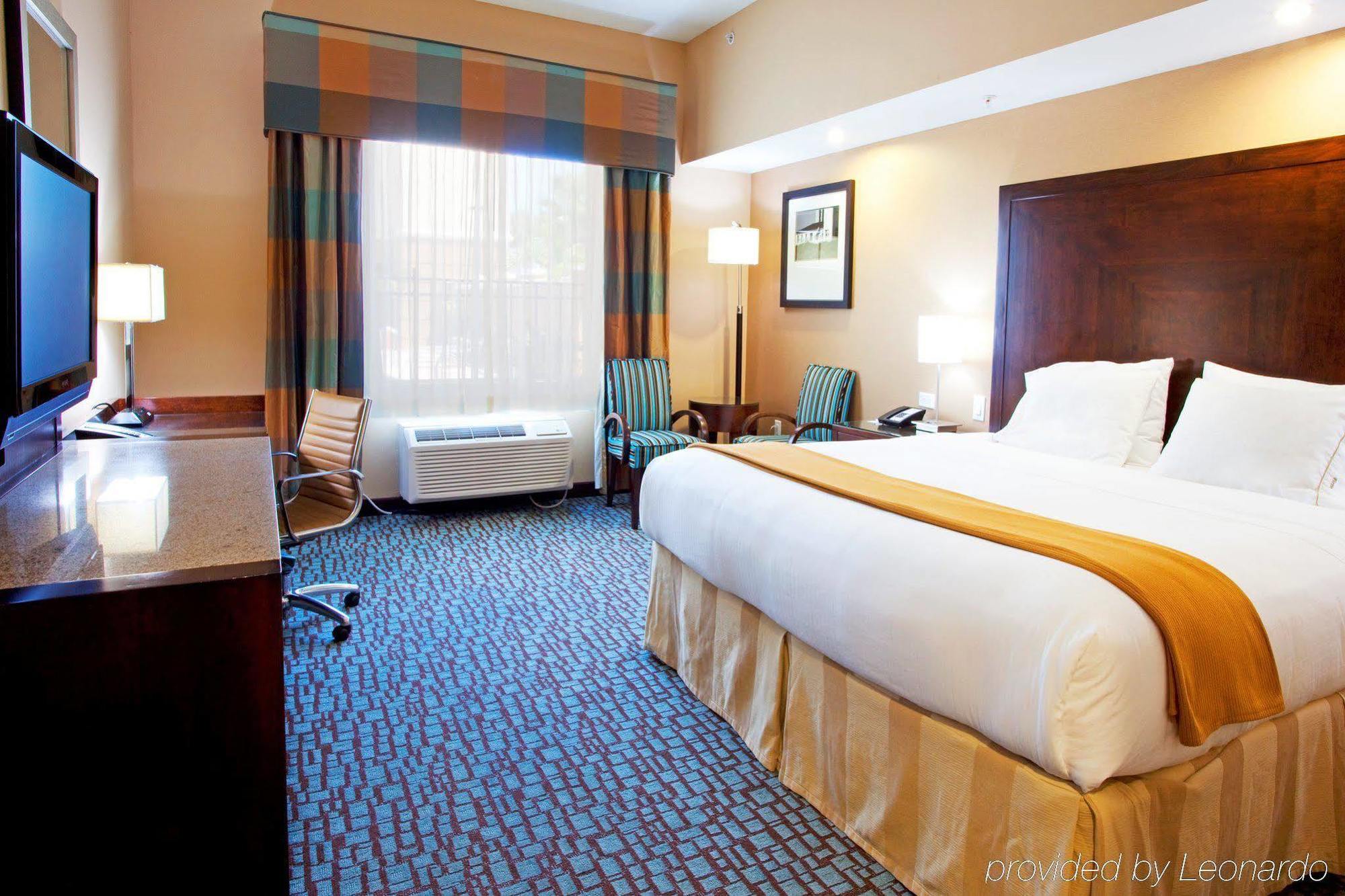 Holiday Inn Express Jacksonville Beach By Ihg Exteriör bild
